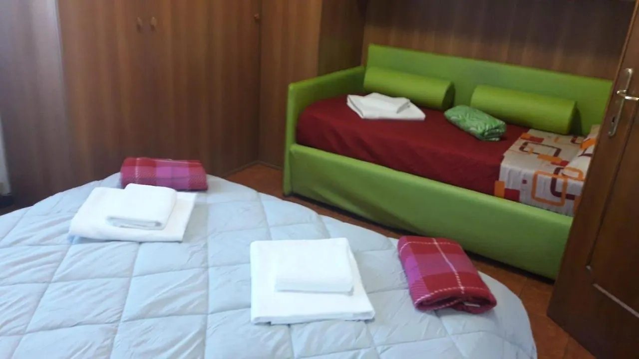 Venice Apartment Near Station Santa Lucia Two Bedroom