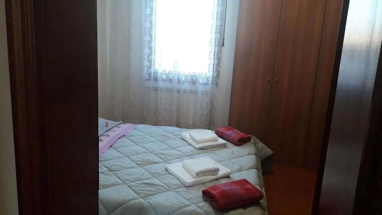 Venice Apartment Near Station Santa Lucia Two Bedroom