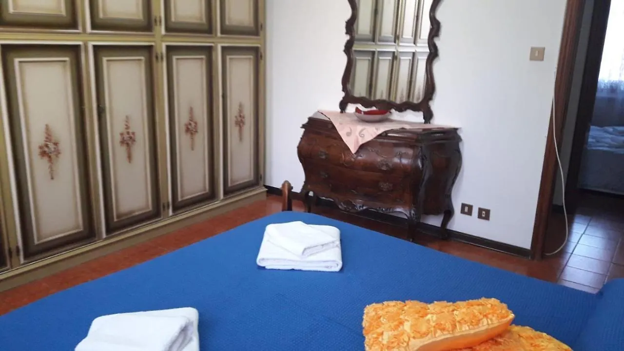 Venice Apartment Near Station Santa Lucia Two Bedroom